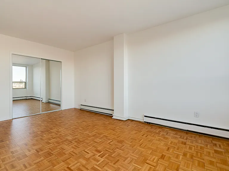 650 Briar Hill Ave — Photo 11