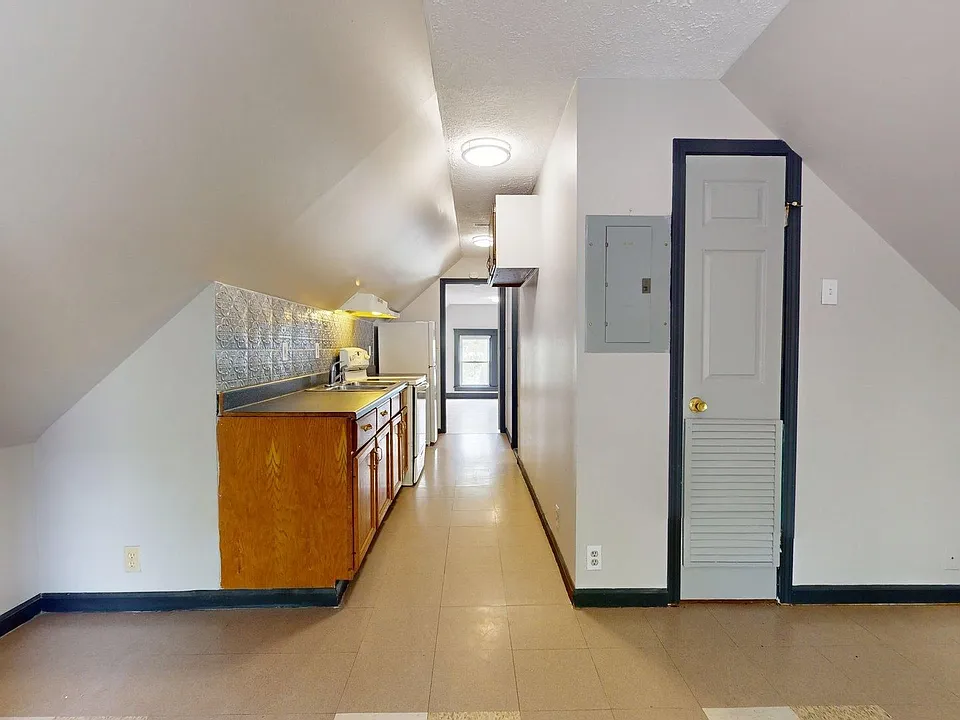 3334 W 82nd St