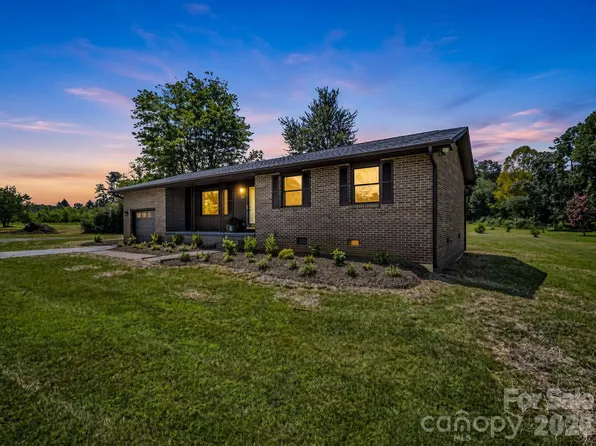 24 Verbena Way #5, Flat Rock, NC 28731