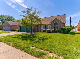 970 Hillmont Dr, Henderson, KY 42420