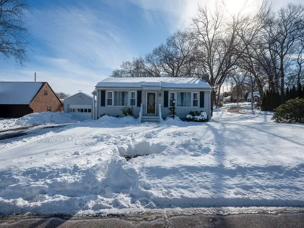 7 Barbara St, Millbury, MA 01527