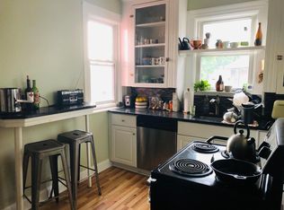 226 Ivy St #1, Providence, RI 02906