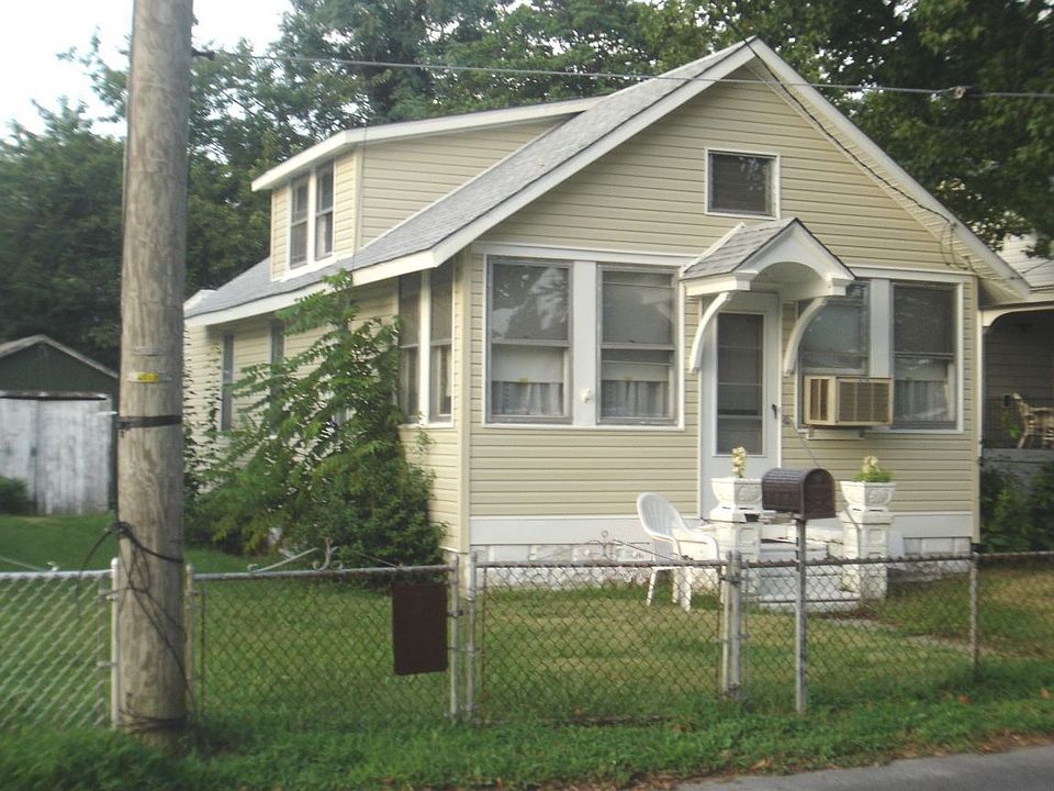 145 West Pacific Avenue