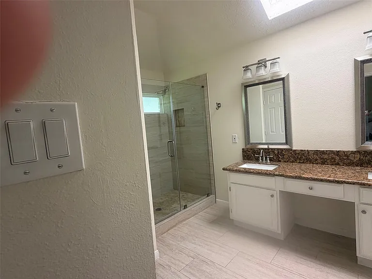 3806 Carya Cir — Photo 18