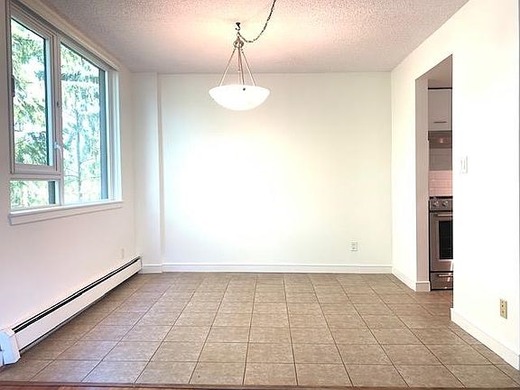 3rd image of 1350 View Cres #412