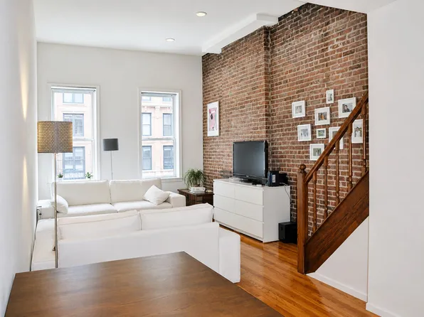 353 Amsterdam Avenue image 1 of 12
