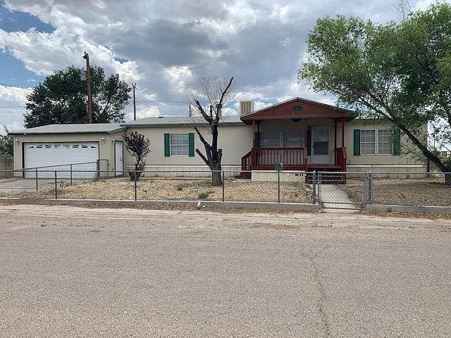 1st image of 901 Sage Ave