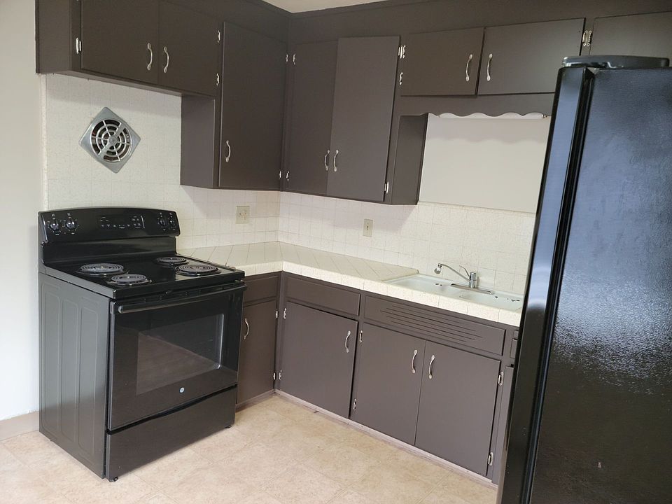 1st image of 801 S Hutchins St APT B