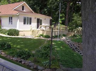 982 E Edgewater Ct, Monticello, IN 47960