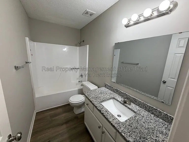 6907 Cedar Bend Ct — Photo 9