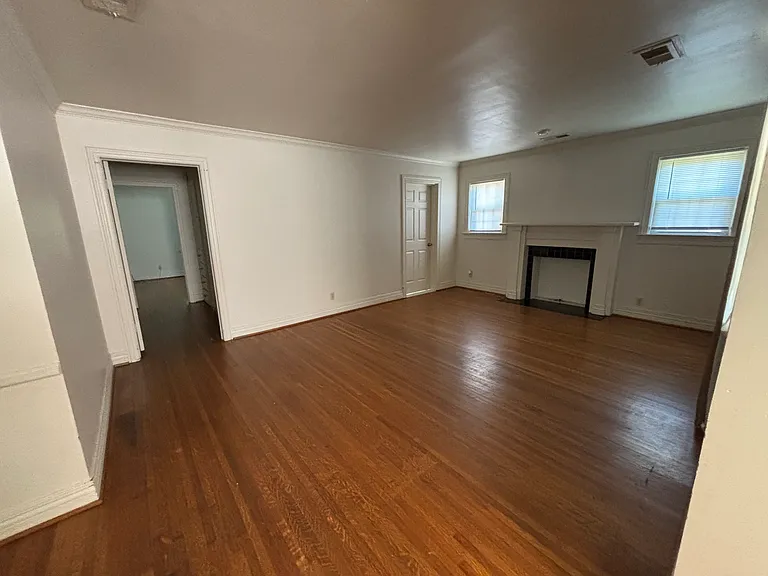1323 S Louisville Ave — Photo 3