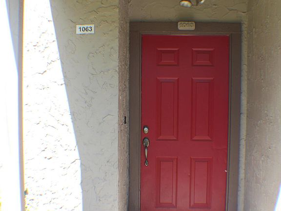 2nd image of 8300 Plaza Gate Ln APT 1063