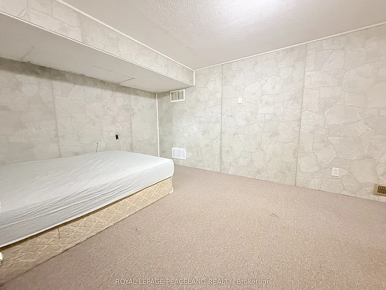 230 Axminster Dr #BASEMENT — Photo 6