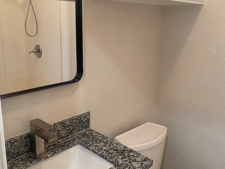 5201 Leeland St #1 — Photo 7