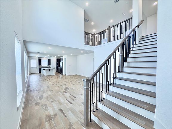 3rd image of 15206 Cortines Ct