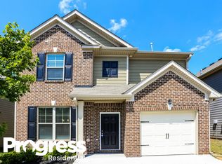 5910 Grande River Rd, College Park, GA 30349