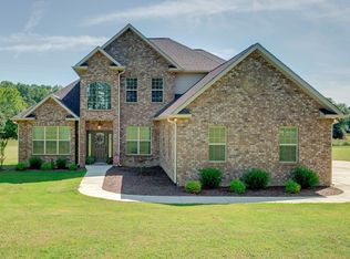 453 Old Pond Ln, Dickson, TN 37055