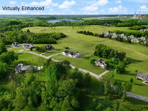 1577 Hunter Dr, Lancaster, KY 40444