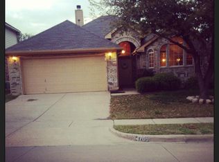 4709 Sabine St, Fort Worth, TX 76137