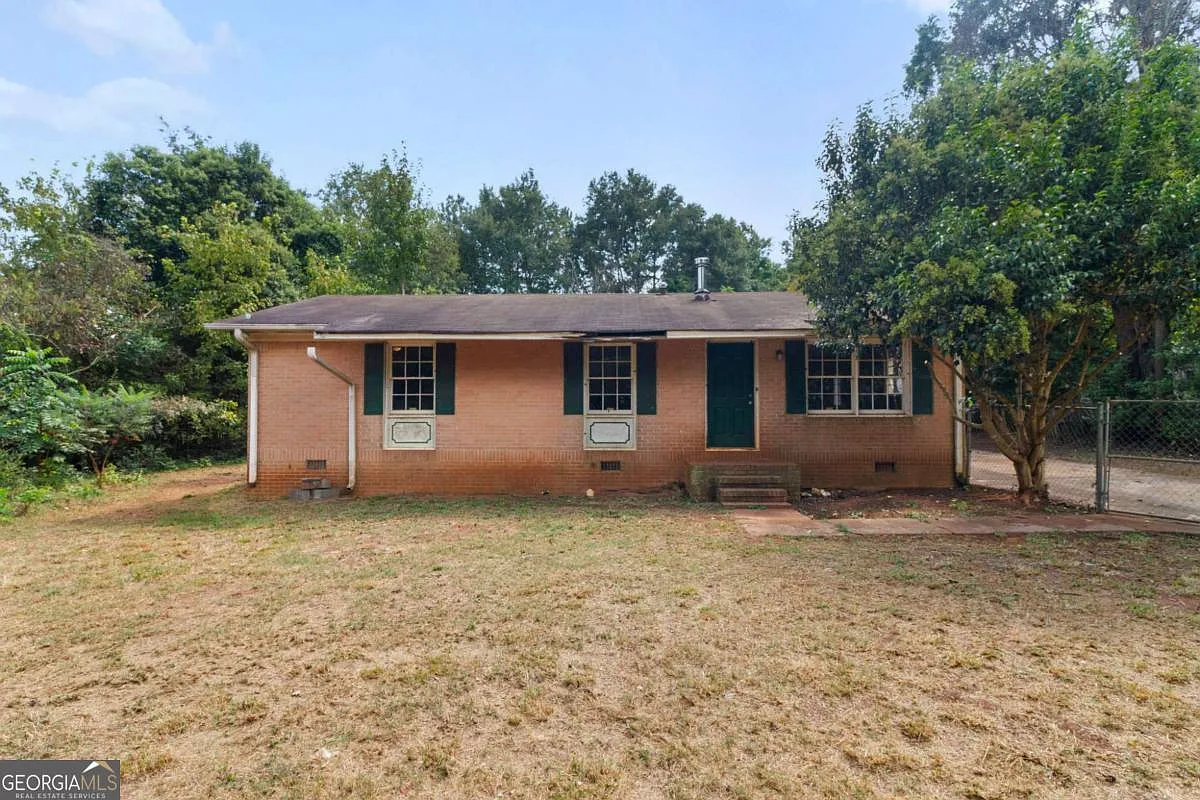1248 Newton Rd photo 1