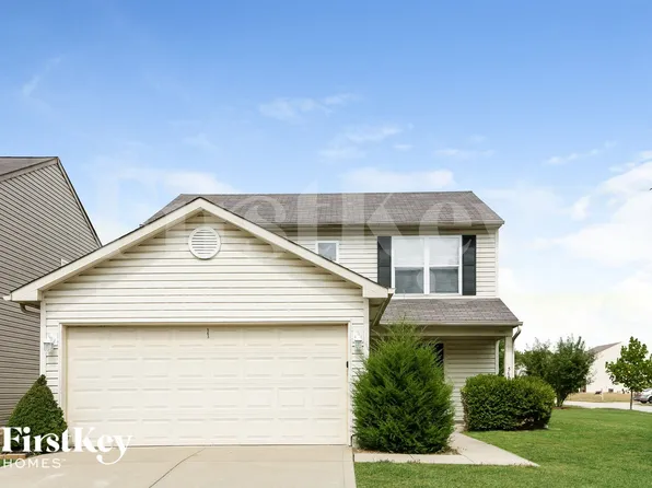 563 Bridgestone Dr, Indianapolis, IN 46231