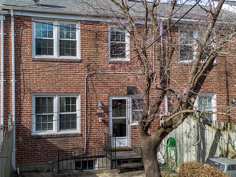 127 Stanmore Rd — Photo 36