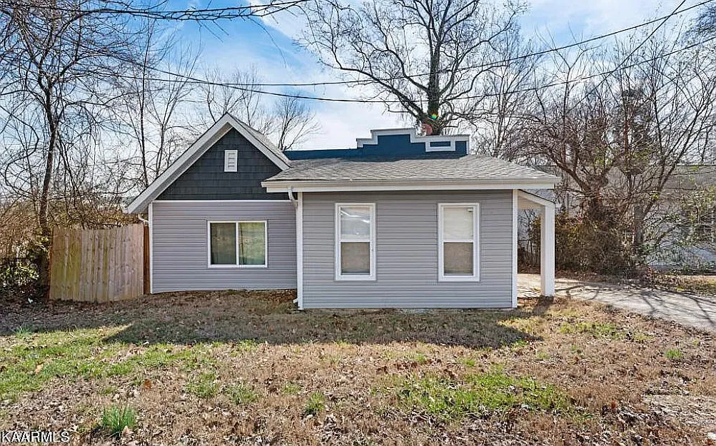 3 bed, 844 sqft, $1,850 — Photo 2