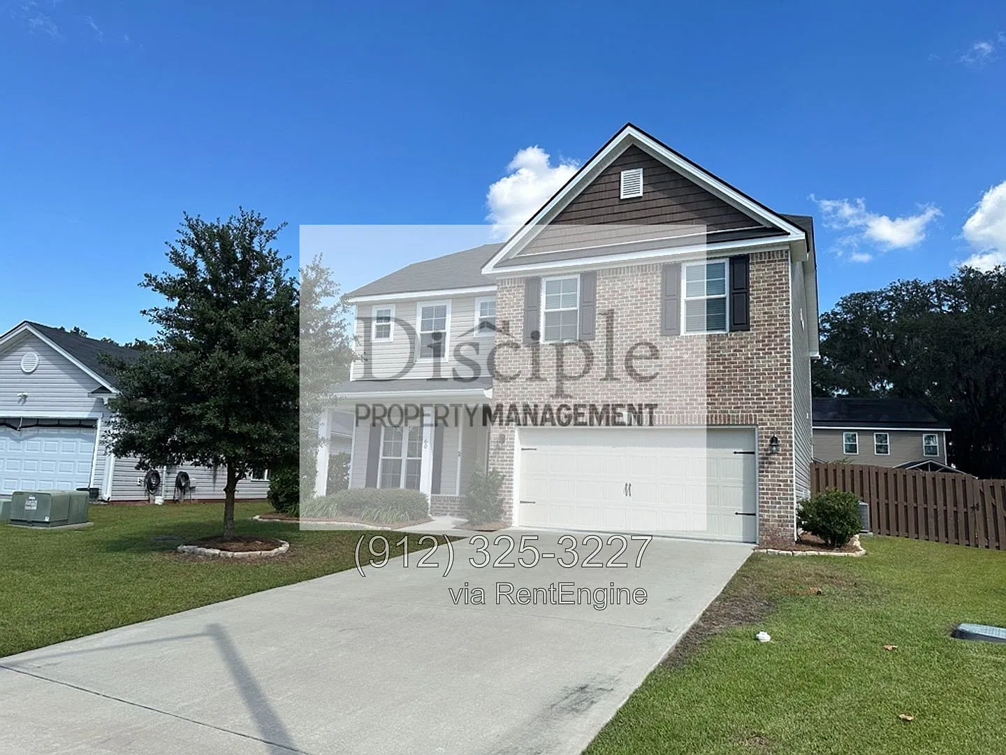 4 bed, 2.5 bath, 2129 sqft, $2,399 — Photo 2