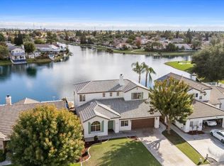 8707 Shore View Dr, Bakersfield, CA 93312