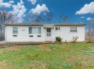 3608 E Four Ridge Rd, Imperial, MO 63052