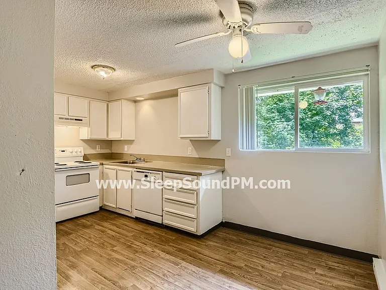 691 Molalla Ave #15 — Photo 12