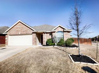 1626 Wickham Dr, Burleson, TX 76028