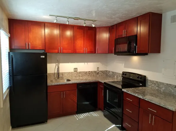 1716 H St, Sacramento, CA