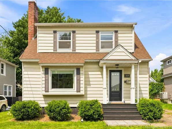 109 Burlington Ave, Moncton, NB E1E 1Z8