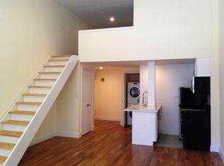 237 W 14th St APT A2, New York, NY 10011