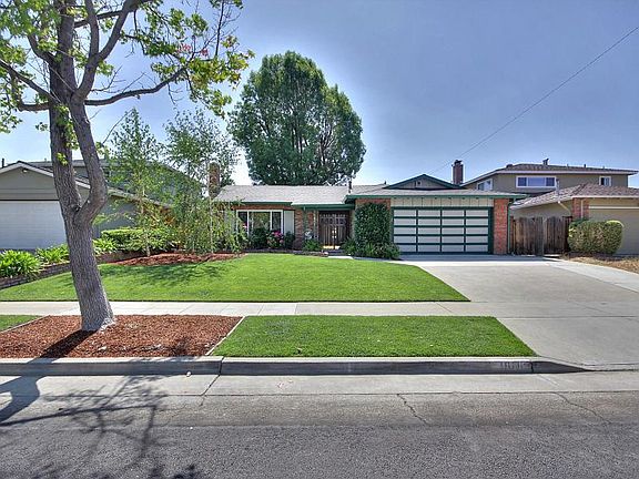 2nd image of 1611 Saint Regis Dr