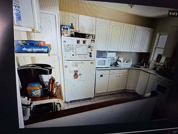 5th image of 35 Mallard Ave