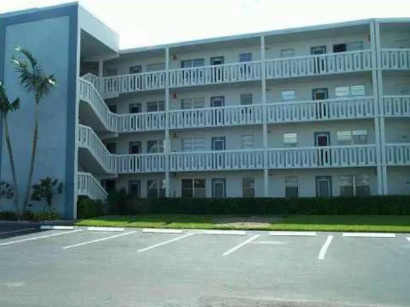 3003 Exeter Dr, Boca Raton, FL 33434