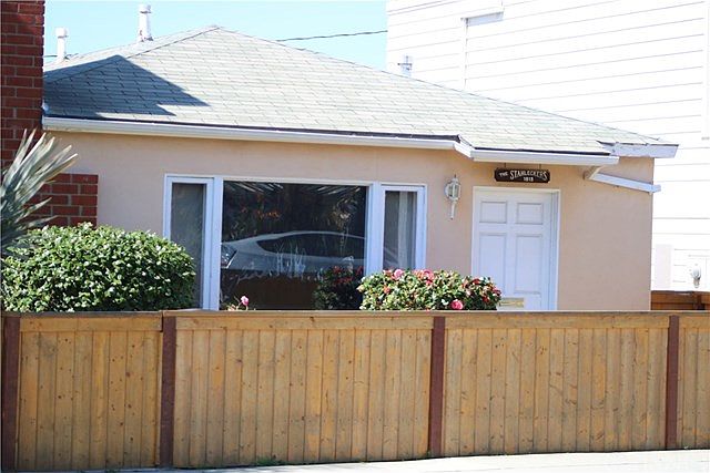 1st image of 1813 Monterey Blvd