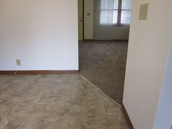 dining room to living room