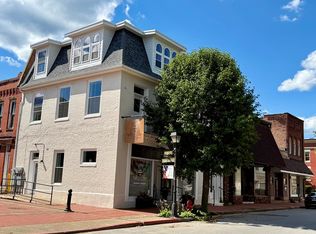 701 Charles St APT B, Wellsburg, WV 26070