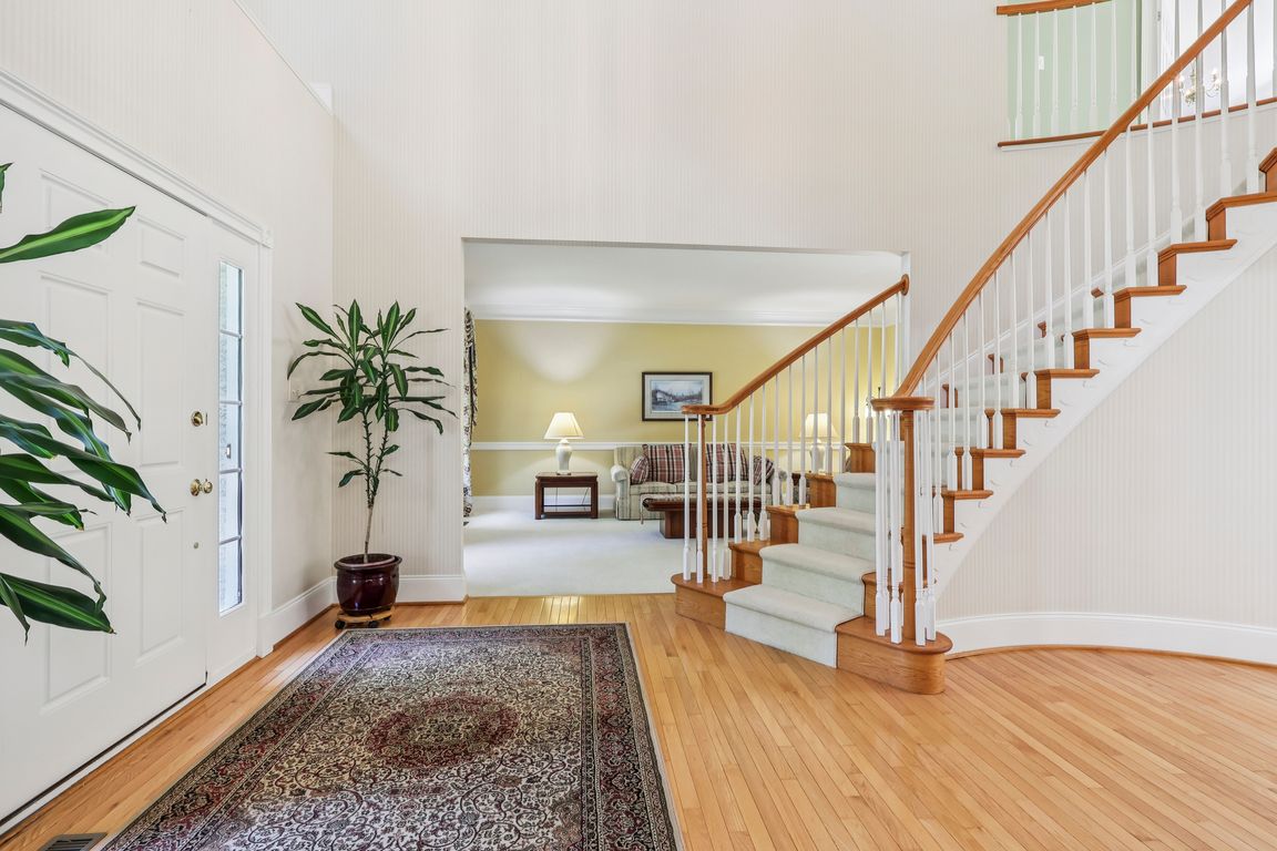 Weatherhill Dr-0306-004.jpg