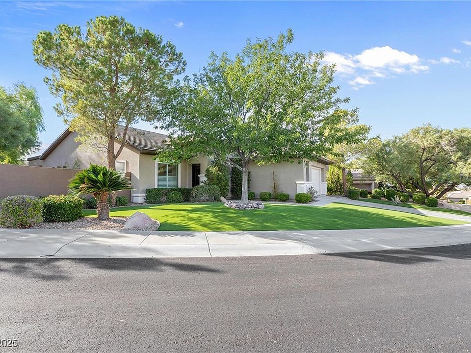 1st image of 17 Oro Valley Dr