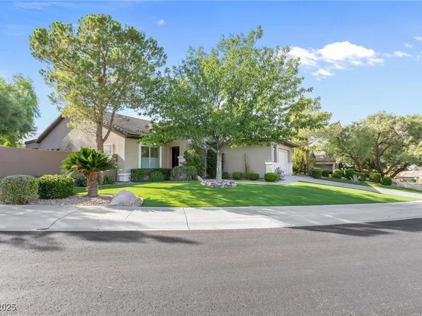 17 Oro Valley Dr, Henderson, NV 89052