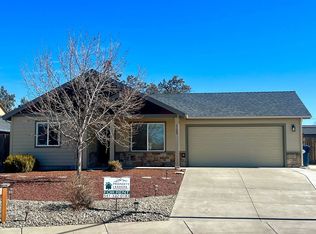 1103 NW Sprucewood Ct, Redmond, OR 97756