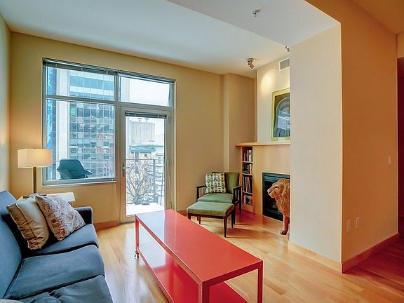 5th image of 309 W Washington Ave Unit 405