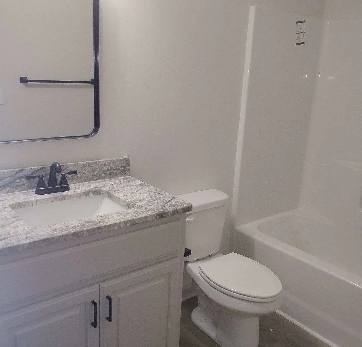 3 bed, 1400 sqft, $1,550 — Photo 4