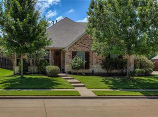 608 Hampton Dr, Fate, TX 75087