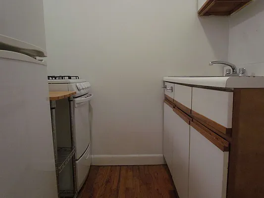 Rented by Landmark Real Estate | media 41