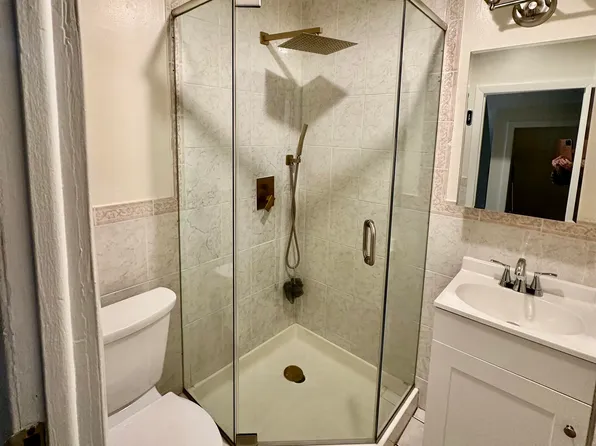 6708 Newkirk Avenue image 9 of 11